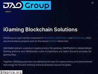 dao.group