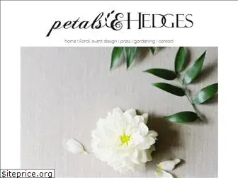 petalsandhedges.com